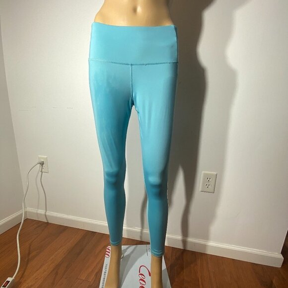 Women's Puma Leggings - Size Medium - Picture 1 of 8